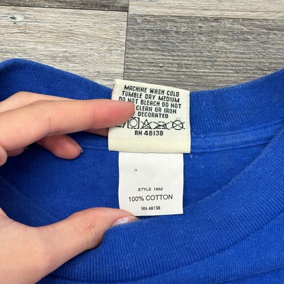 Vintage 90s Nutmeg Mills NBA‎ Cleveland Cavaliers Blue Mens L USA Made T-Shirt - Picture 6 of 9